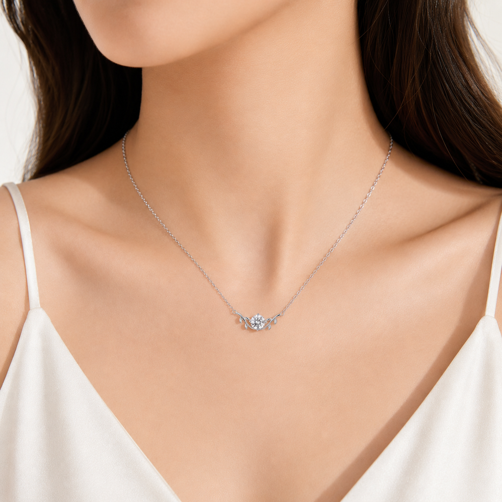 Certified 2CT Moissanite Necklace – Elegant Leaf Design Pendant for Women