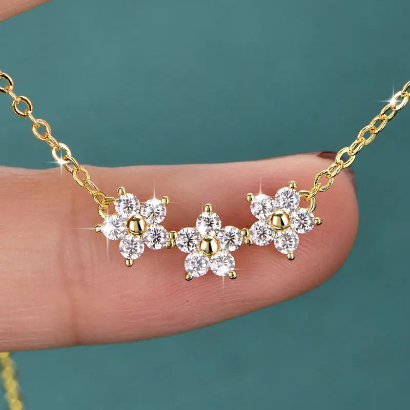 Certified Flower Moissanite Pendant Necklace – Elegant Gift for Her