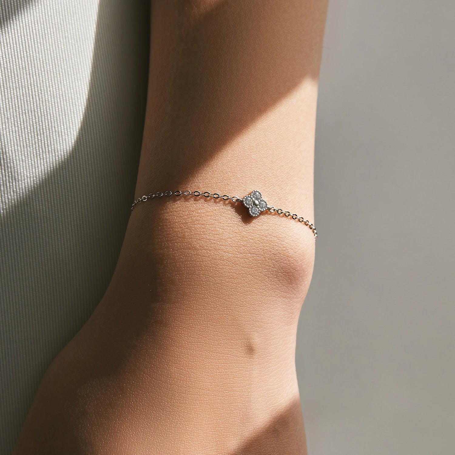 925 Sterling Silver CZ Four Leaf Clover Bracelet Women Dainty Stackable Gift