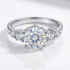 ELARIS™ Sovereign Moissanite Engagement Ring – 1 Carat D VVS1
